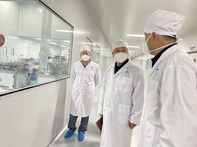 海南省藥監(jiān)局副局長王剛調研新冠疫情防控醫(yī)療器械生產企業(yè)